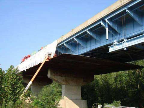 钢结构桥梁